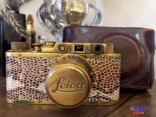 كاميرا لايكا نحاس انتيكا